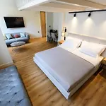 Mindhome * Saloniki
